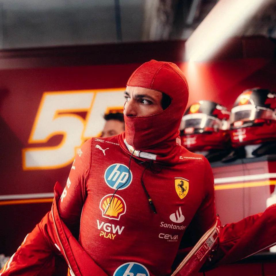 威廉姆斯力克红牛二队,塞恩斯点燃赛场 威廉姆斯力克红牛二队,塞恩斯点燃赛场