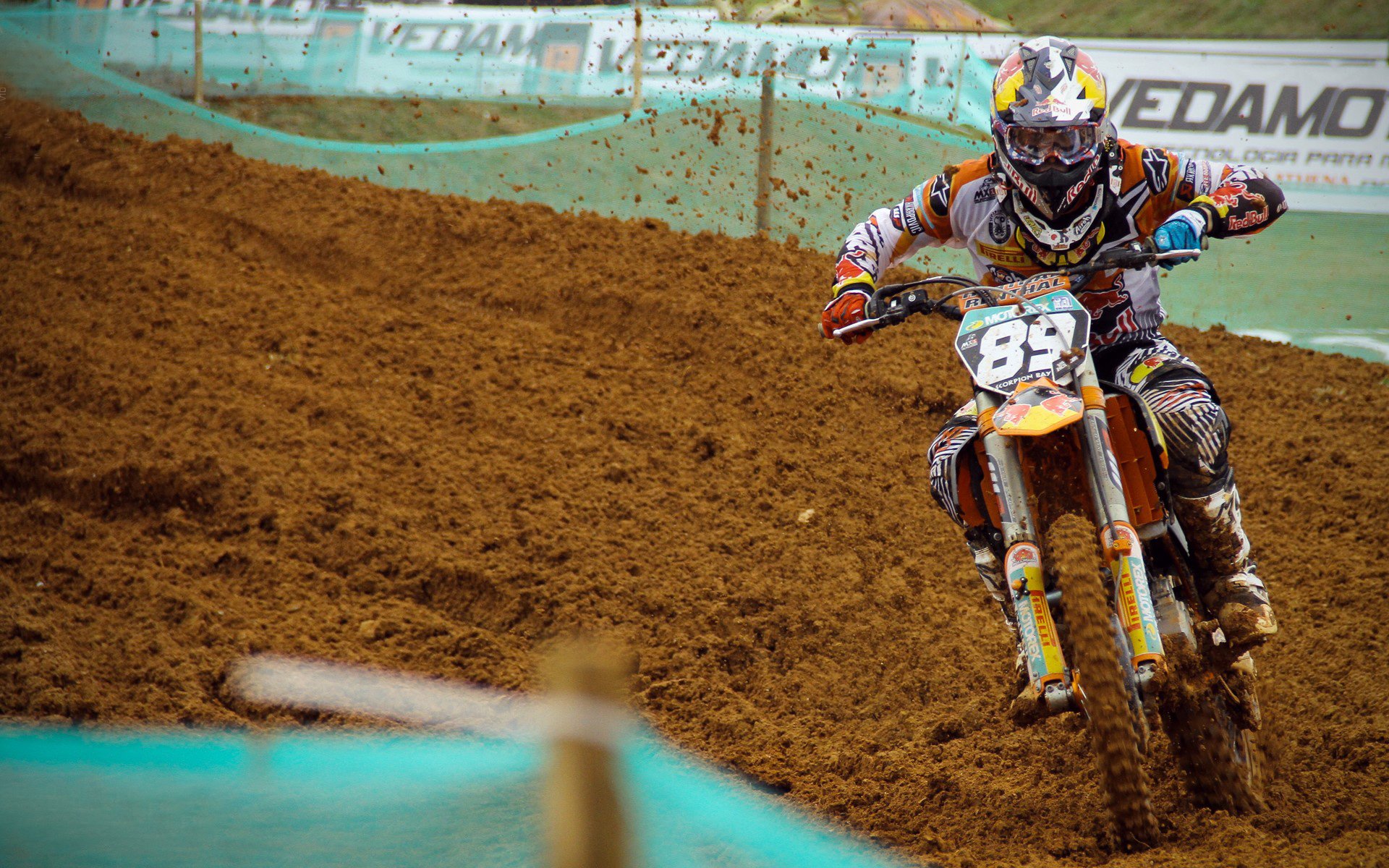 欧冠半决赛之夜，罗德里戈惊艳四座，伯纳乌见证新王加冕