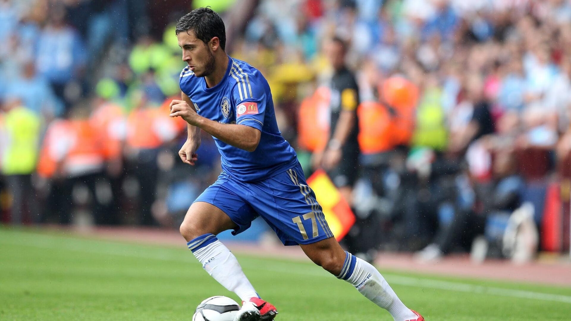 F1年度争冠之夜,卢卡库成为全场焦点